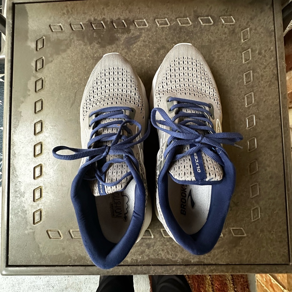 Brooks Men's Gray and Blue Running Shoes